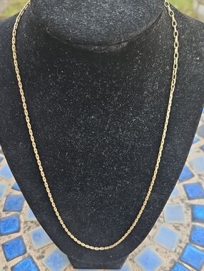 Vintage Sarah Coventry Goldtone Necklace